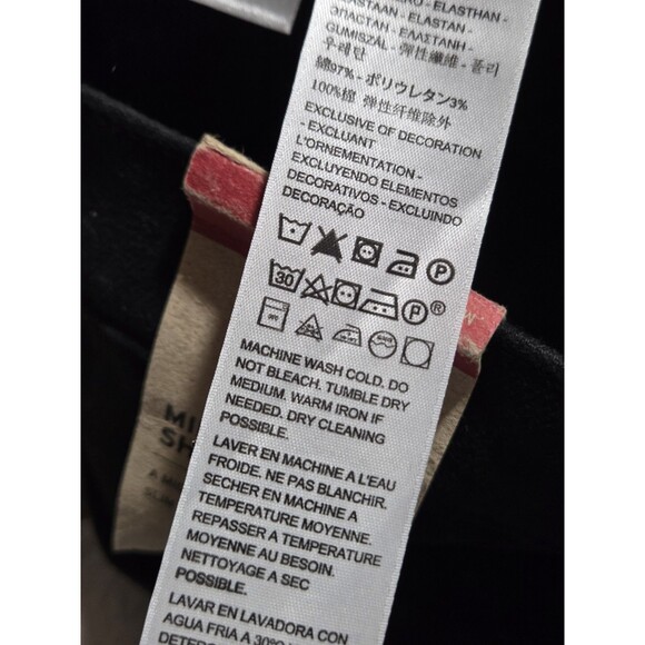 Levi's Women's Mid Length Shorts Size 30 Zip Fly Mid Rise Slim Fit Black NWT - Picture 10 of 13